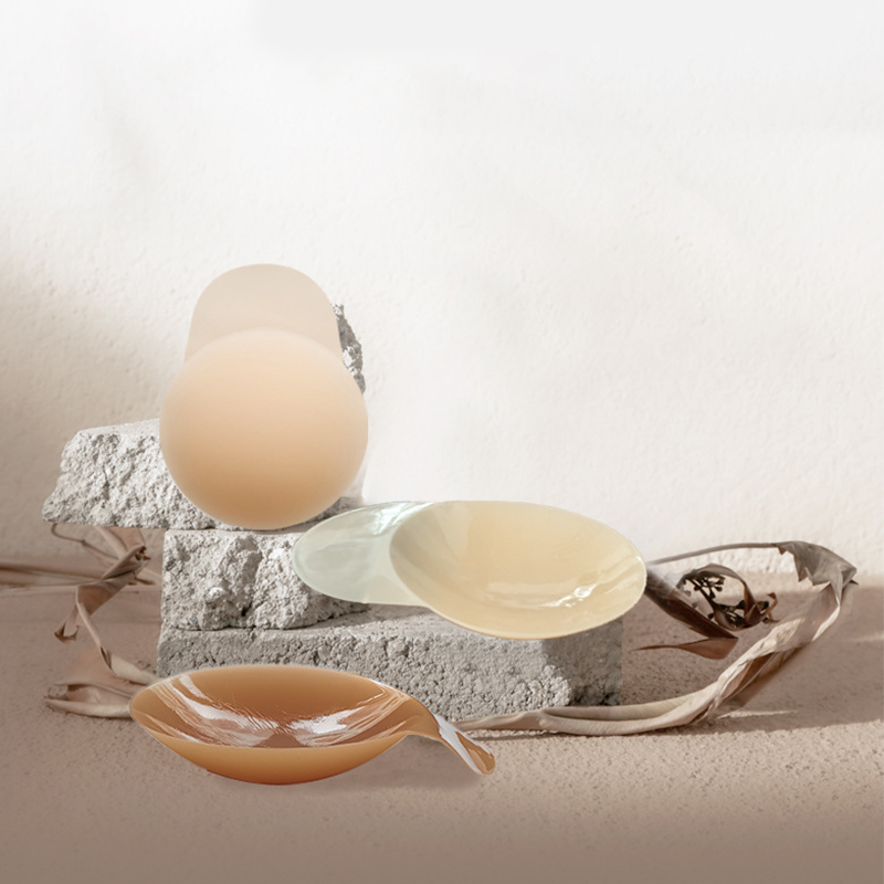 Buy 1 Get 1 Free✨Seamless Adhesive Nipple Covers – Invisible Lift & All-Day Hold