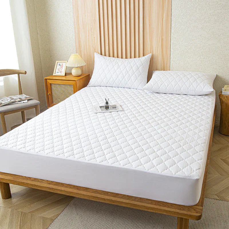 🌤️🛏️Waterproof Quilted Mattress Cover & Pillowcases Set