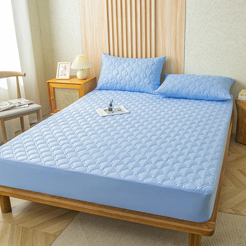 🌤️🛏️Waterproof Quilted Mattress Cover & Pillowcases Set