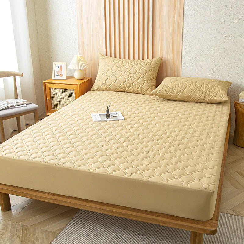 🌤️🛏️Waterproof Quilted Mattress Cover & Pillowcases Set