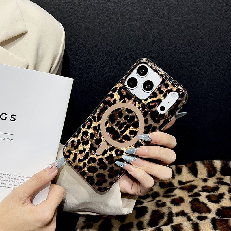 📱 2026 Sale — Over 54,000 Sold! 🐆 Magnetic Leopard Print Phone Case – Wild Style & Strong Grip 🧲
